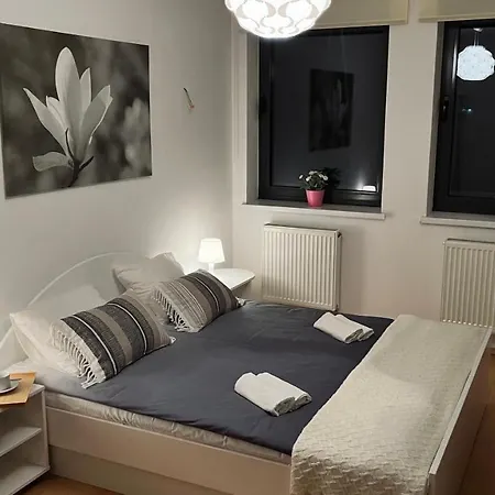 - Mieszkanie 70m2 * Puck