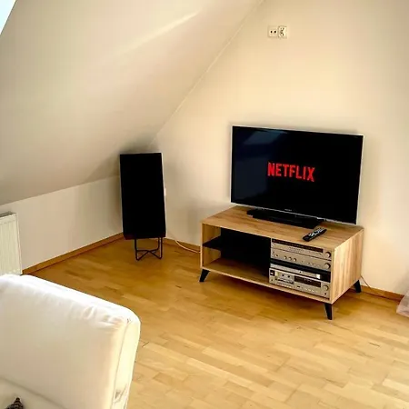 - Mieszkanie 70m2